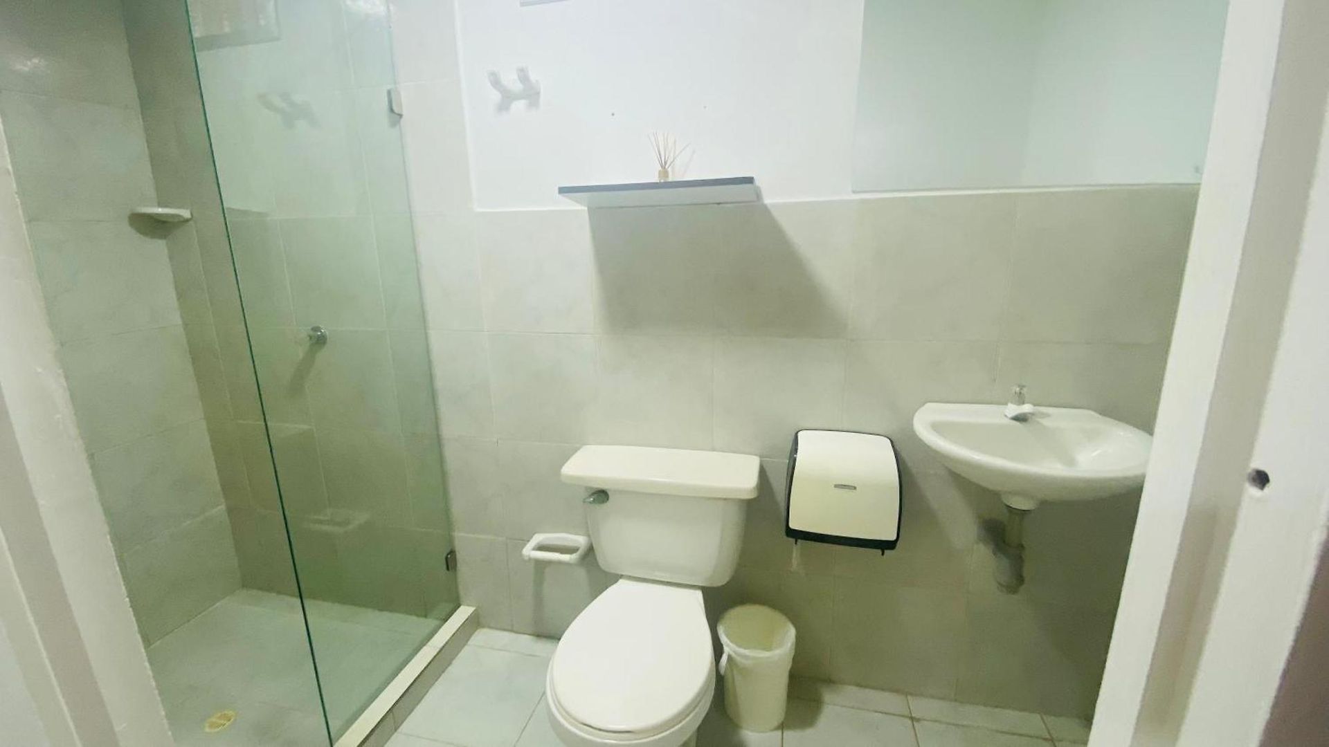 House Marfito Airport Hotel 3*