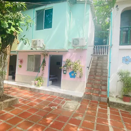 House Marfito Airport 3*