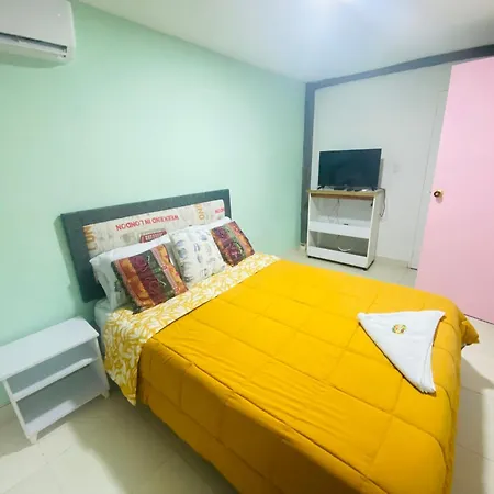 House Marfito Airport Hotel