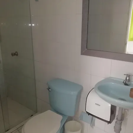House Marfito Airport Hotel