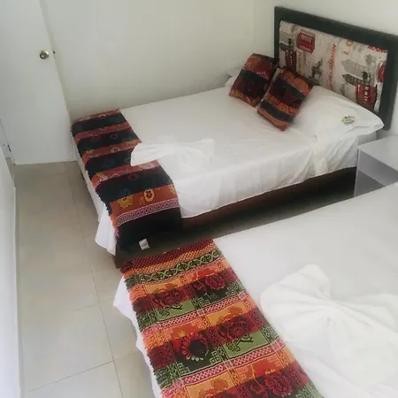 House Marfito Airport Hotel